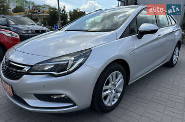 Универсал Opel Astra 2018 в Хмельницком