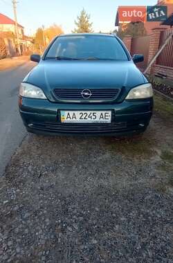 Седан Opel Astra 2002 в Києві