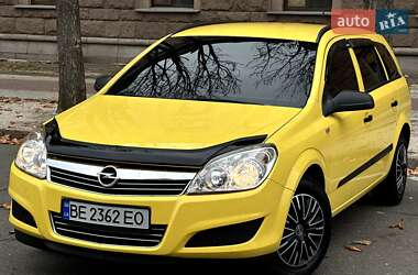 Універсал Opel Astra 2008 в Миколаєві