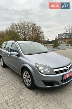 Універсал Opel Astra 2006 в Дніпрі