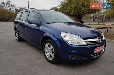 Универсал Opel Astra 2008 в Лохвице