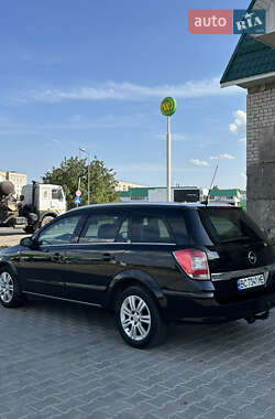 Универсал Opel Astra 2007 в Вознесенске