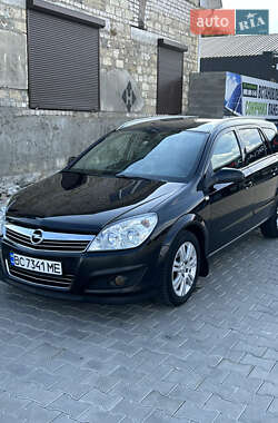 Универсал Opel Astra 2007 в Вознесенске