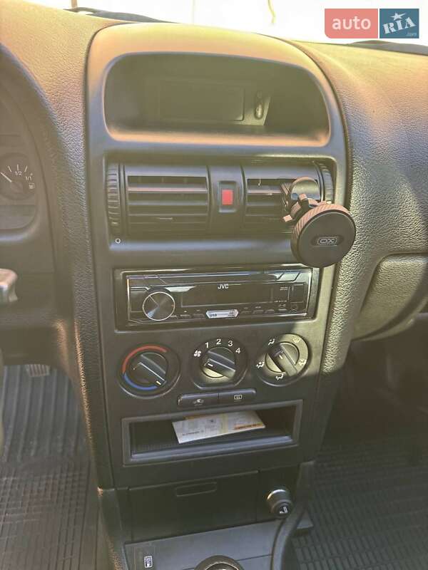 Универсал Opel Astra 2001 в Запорожье