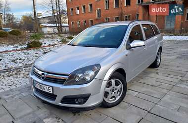 Универсал Opel Astra 2006 в Надворной