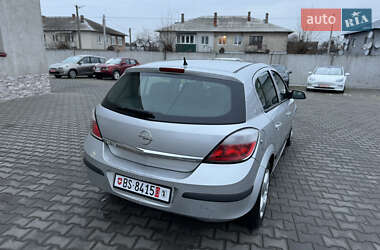 Хэтчбек Opel Astra 2007 в Луцке