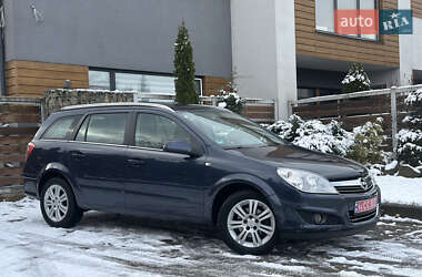 Універсал Opel Astra 2009 в Стрию