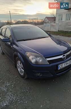 Універсал Opel Astra 2005 в Чернівцях