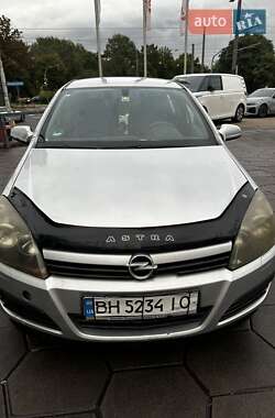 Хэтчбек Opel Astra 2005 в Львове