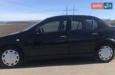 Седан Opel Astra 2009 в 