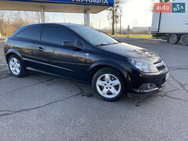 Хэтчбек Opel Astra 2008 в Львове