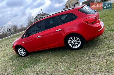 Универсал Opel Astra 2015 в Хмельницком