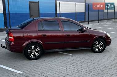 Седан Opel Astra 2007 в Львове