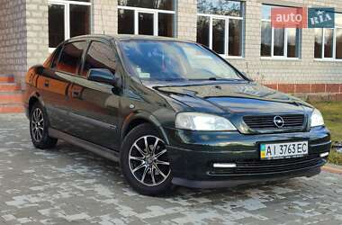 Седан Opel Astra 2003 в Турке