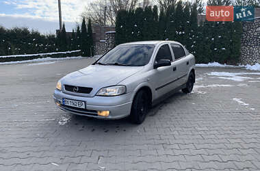 Хэтчбек Opel Astra 1999 в Волочиске