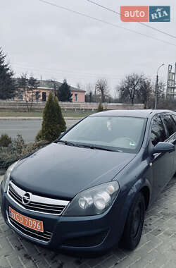 Універсал Opel Astra 2009 в Черкасах