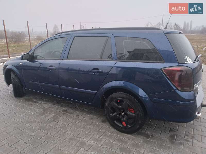 Универсал Opel Astra 2007 в Бородянке