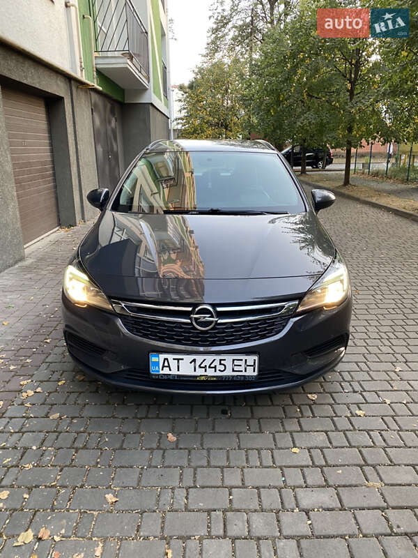 Opel Astra 2016