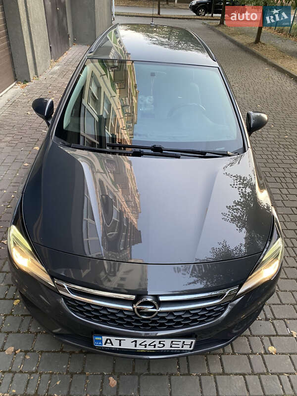 Універсал Opel Astra 2016 в Івано-Франківську