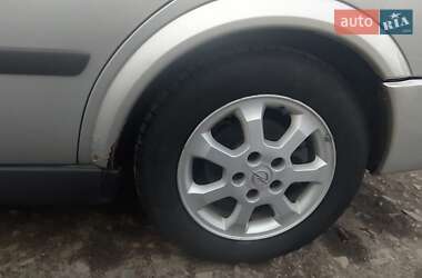 Хэтчбек Opel Astra 2003 в Ровно