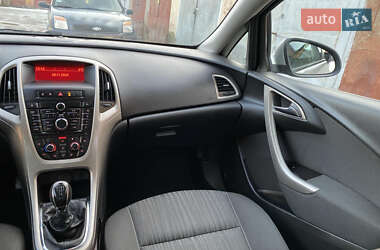 Хетчбек Opel Astra 2010 в Умані