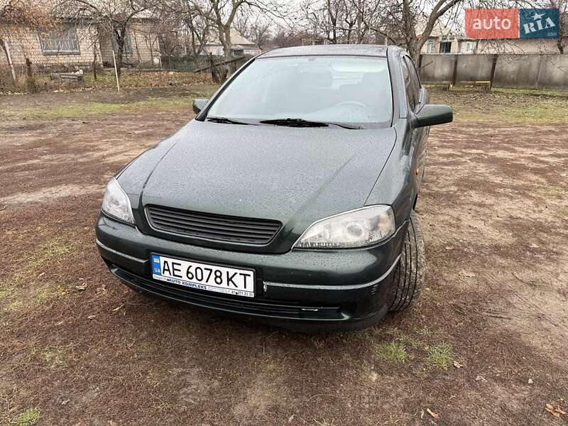 Седан Opel Astra 1998 в Кременчуці