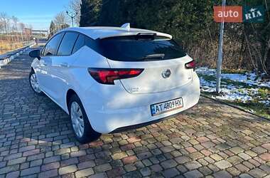 Хэтчбек Opel Astra 2017 в Тлумаче