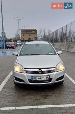 Универсал Opel Astra 2009 в Южноукраинске