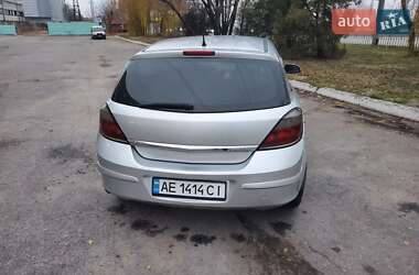 Хэтчбек Opel Astra 2007 в 
