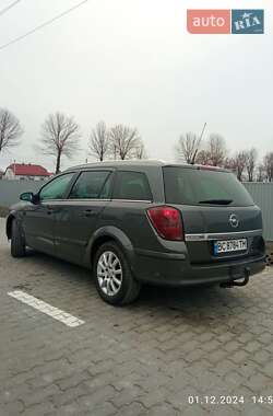 Універсал Opel Astra 2009 в Городку