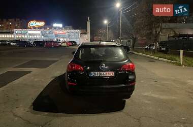 Универсал Opel Astra 2013 в Одессе