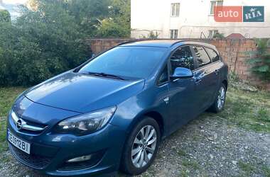 Универсал Opel Astra 2013 в Черновцах