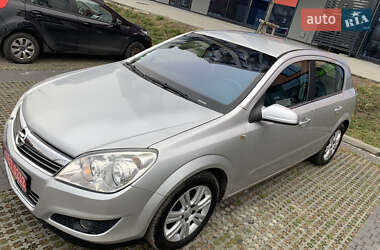 Хетчбек Opel Astra 2007 в Львові