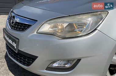 Хетчбек Opel Astra 2010 в Червонограді