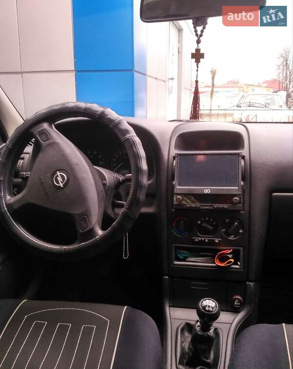 Седан Opel Astra 2008 в Бердичеві
