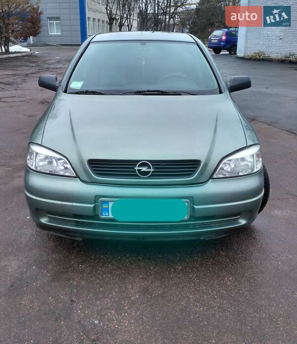 Седан Opel Astra 2008 в Бердичеві