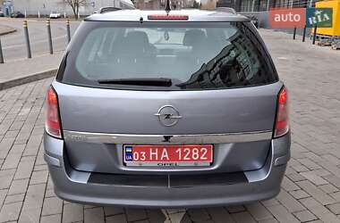 Універсал Opel Astra 2009 в Луцьку