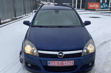 Універсал Opel Astra 2006 в Полтаві