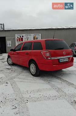 Універсал Opel Astra 2009 в Звягелі