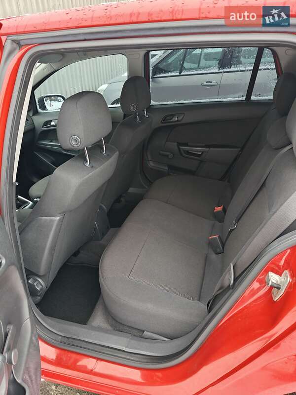 Универсал Opel Astra 2009 в Звягеле фото 36 Универсал Opel Astra 2009 в Звягеле