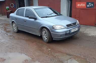 Седан Opel Astra 2006 в 