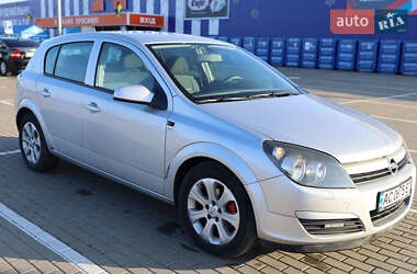 Хетчбек Opel Astra 2004 в Нововолинську