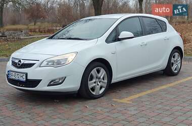 Хэтчбек Opel Astra 2011 в Кропивницком