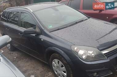 Універсал Opel Astra 2006 в Чернігові