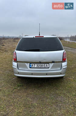 Универсал Opel Astra 2008 в 