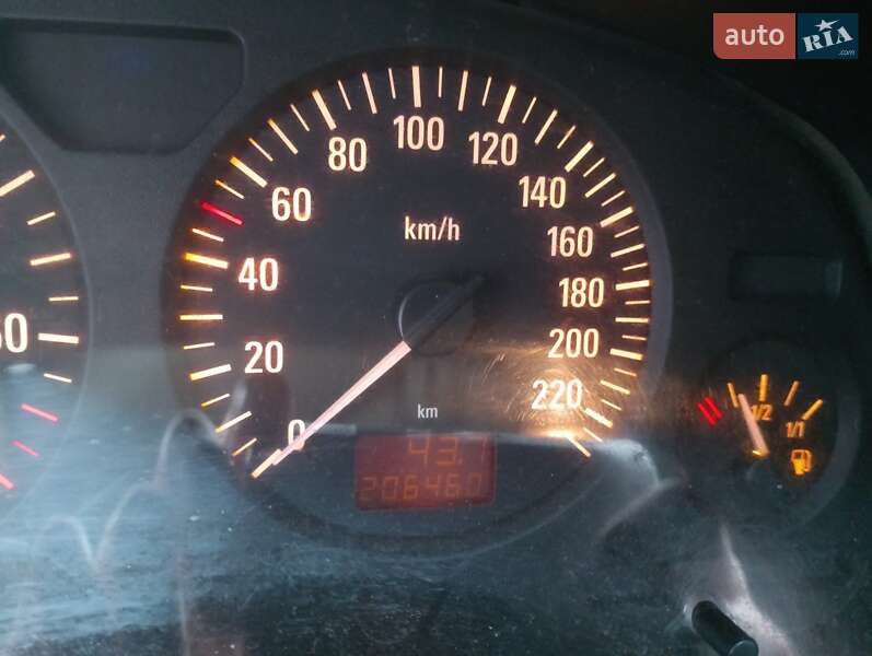 Седан Opel Astra 2007 в Львове