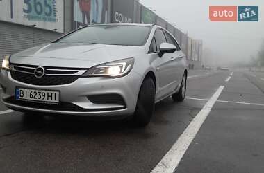 Універсал Opel Astra 2017 в Полтаві