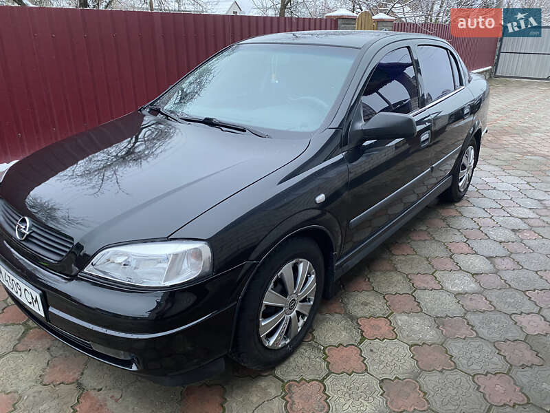 Седан Opel Astra 2007 в Звягелі