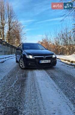 Універсал Opel Astra 2006 в Пустомитах