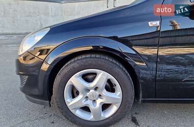 Универсал Opel Astra 2008 в Киеве